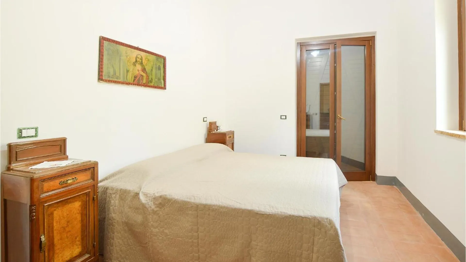 Gorgeous Home In Giuliana With Wifi 0*, Giuliana (Palermo) Italy